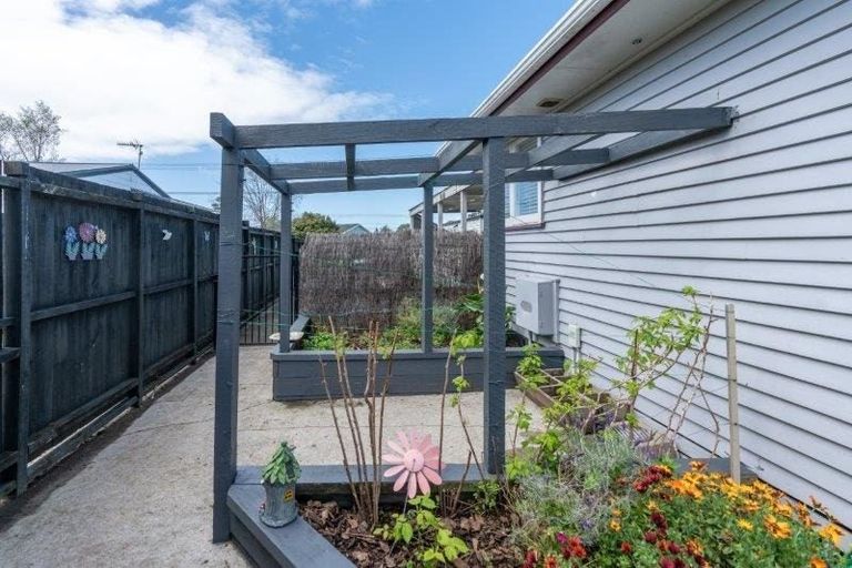 Photo of property in 83 Bryant Road, St Andrews, Hamilton, 3200