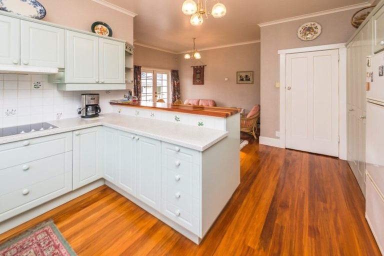 Photo of property in 25 Brassey Road, Saint Johns Hill, Whanganui, 4500