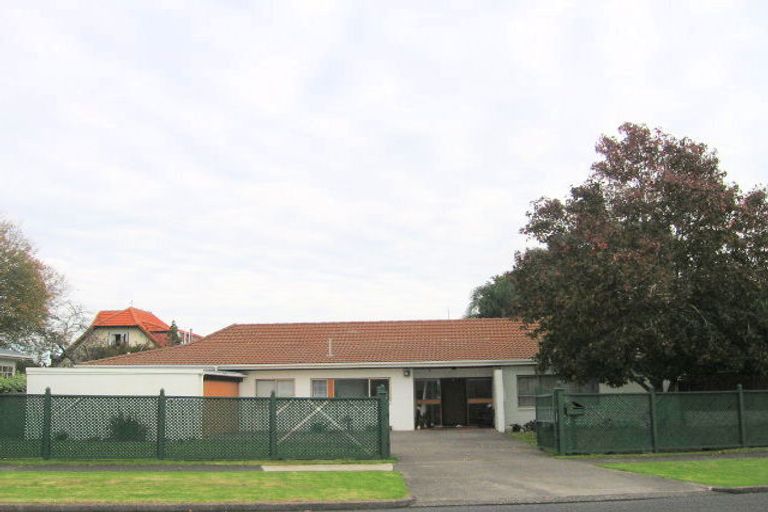 Photo of property in 6 Omana Road, Papatoetoe, Auckland, 2025