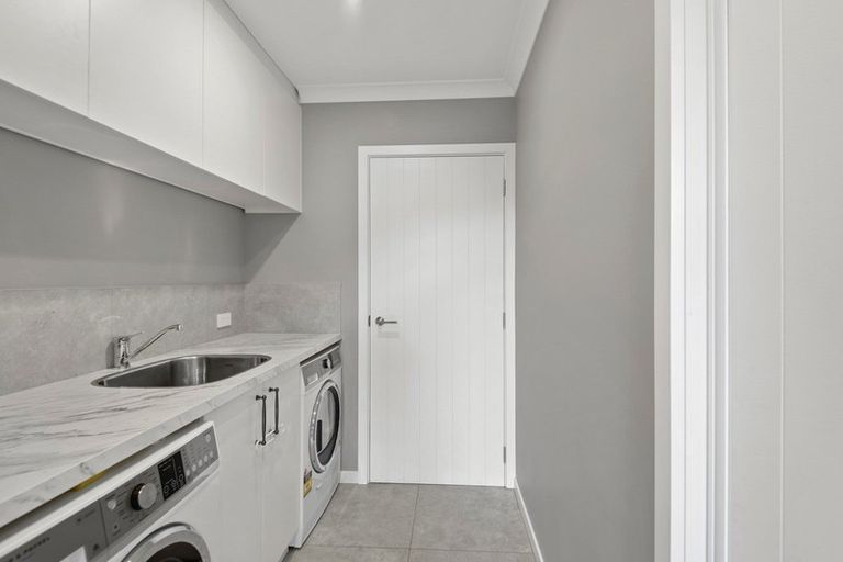 Photo of property in 24 King Street, Coalgate, 7673