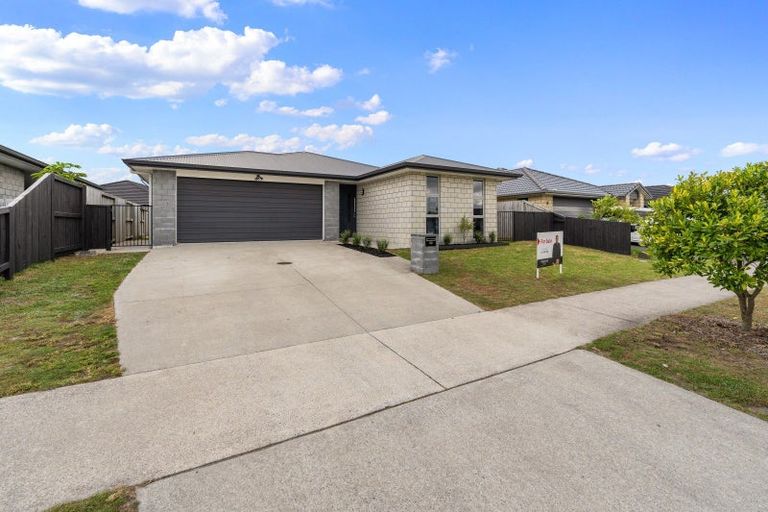Photo of property in 50 Harding Drive, Papamoa Beach, Papamoa, 3118