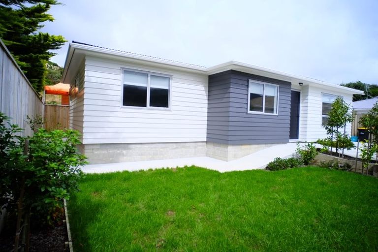 Photo of property in 41b Collins Avenue, Tawa, Wellington, 5028
