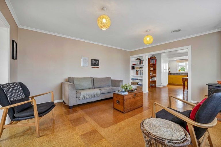 Photo of property in 36 Cordelia Street, Stratford, 4332