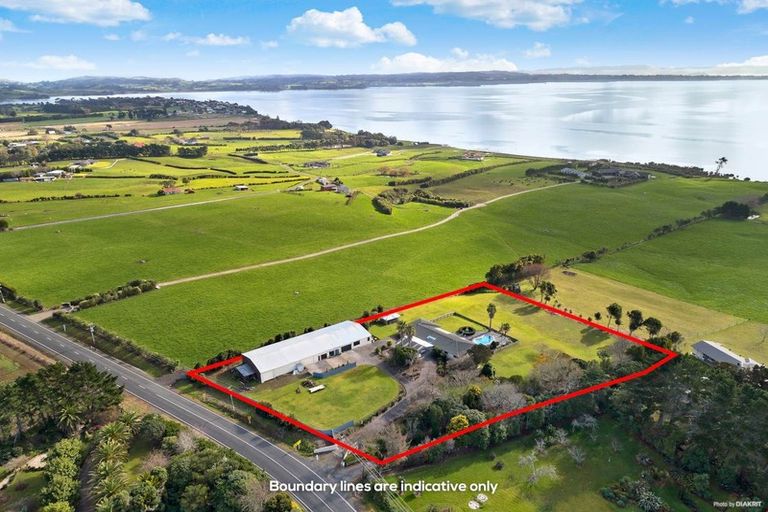 Photo of property in 271 Clarks Beach Road, Clarks Beach, Pukekohe, 2679