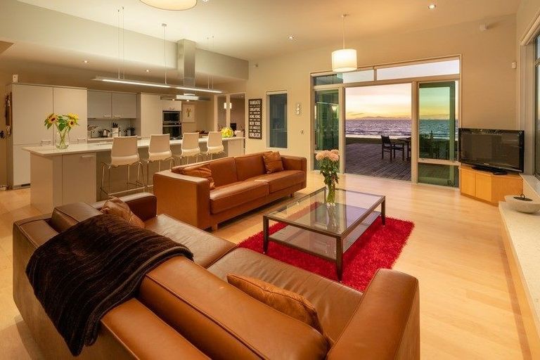 Photo of property in 45 Wharemauku Road, Raumati Beach, Paraparaumu, 5032