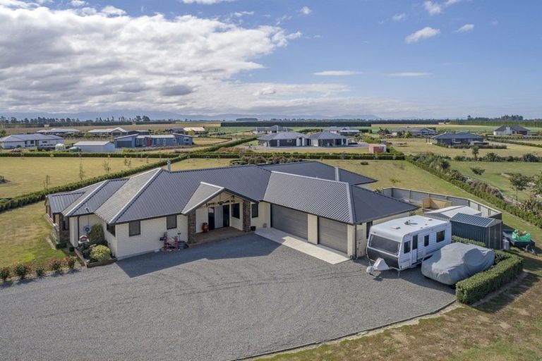 Photo of property in 24 Landsborough Drive, Darfield, 7571