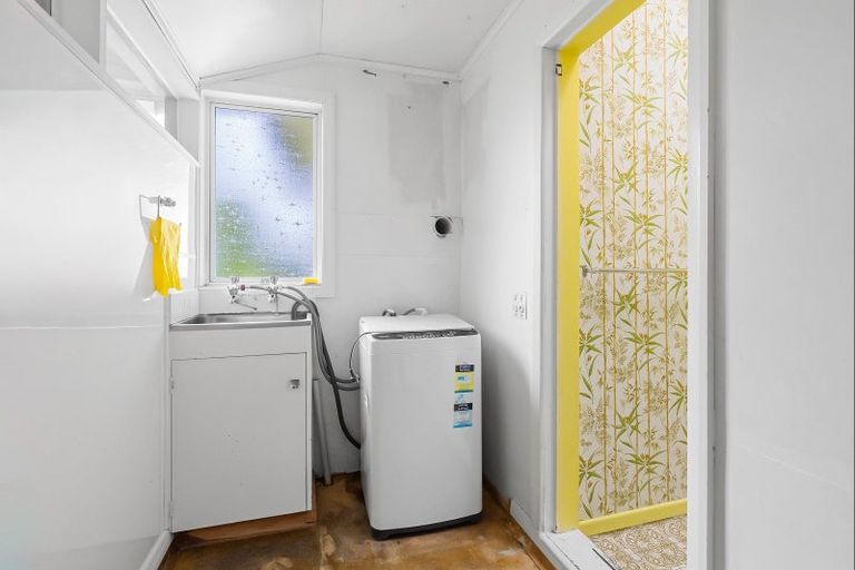 Photo of property in 154 Te Rangitautahanga Road, Turangi, 3334