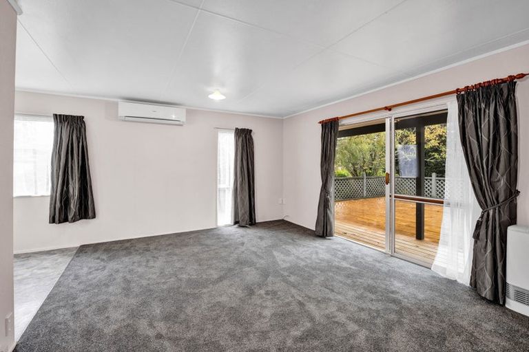 Photo of property in 22 Karaka Street, Inglewood, 4330