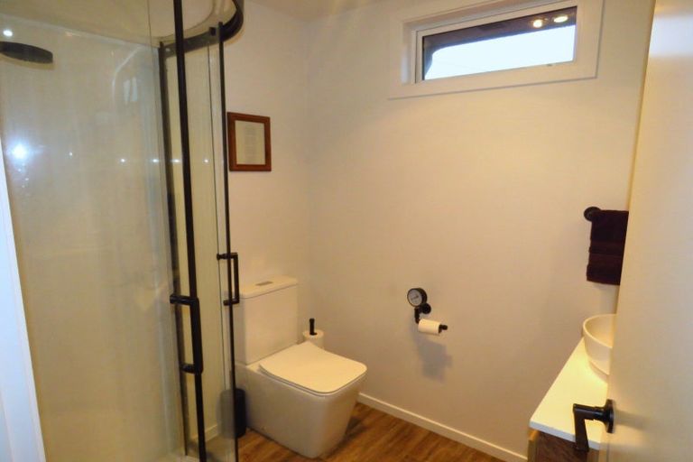 Photo of property in 8 Romilly Street, Westport, 7825