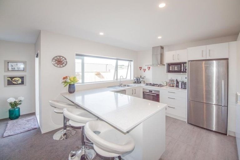 Photo of property in 3/109 Westchester Drive, Churton Park, Wellington, 6037