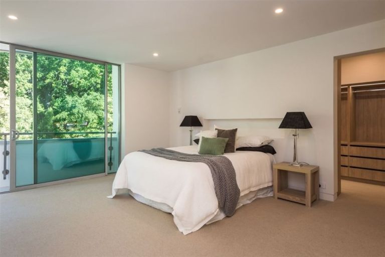 Photo of property in 16 Carlton Mill Road, Merivale, Christchurch, 8014