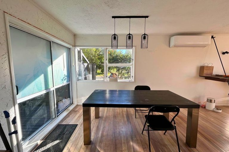 Photo of property in 88 Glendene Avenue, Glendene, Auckland, 0602