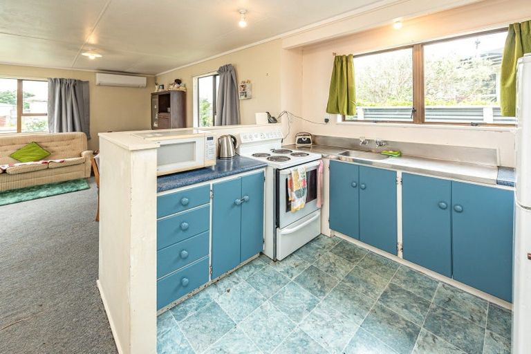 Photo of property in 14a Carson Street, Castlecliff, Whanganui, 4501