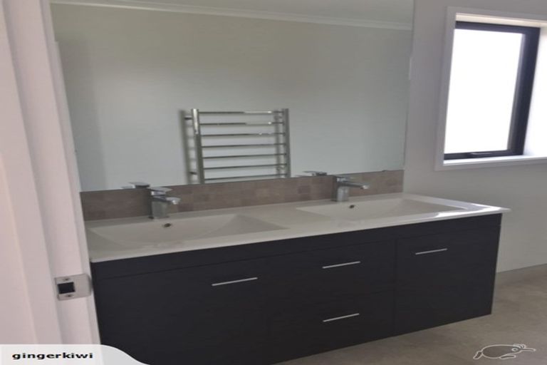 Photo of property in 1 Saltmarsh Road, Hobsonville, Auckland, 0616