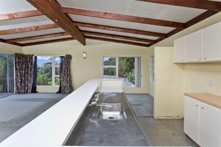 Photo of property in 1/237 Rangatira Road, Beach Haven, Auckland, 0626