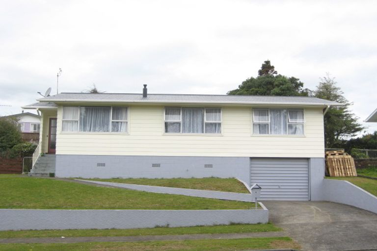 Photo of property in 43 Tavistock Street, Westown, New Plymouth, 4310