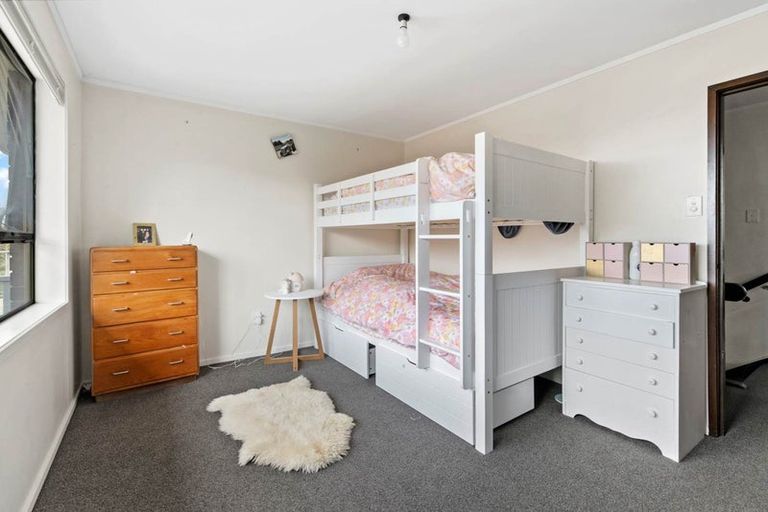 Photo of property in 48a Woodlands Crescent, Browns Bay, Auckland, 0630