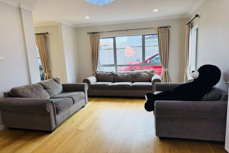 Photo of property in 39d Point View Drive, East Tamaki Heights, Auckland, 2016