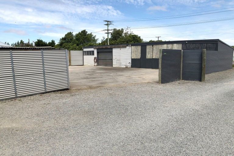 Photo of property in 690 Harewood Road, Harewood, Christchurch, 8051