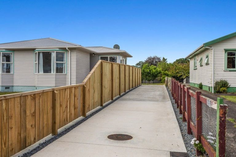 Photo of property in Victoria Avenue, Dannevirke, 4930