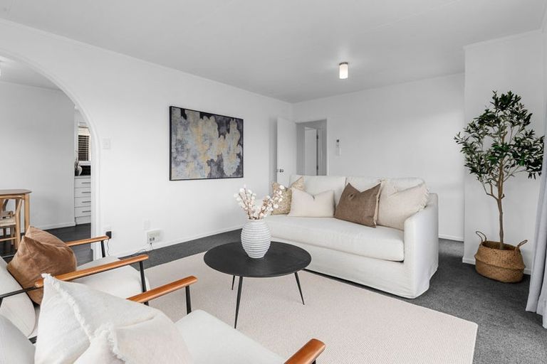 Photo of property in 8b Huia Avenue, Forest Lake, Hamilton, 3200