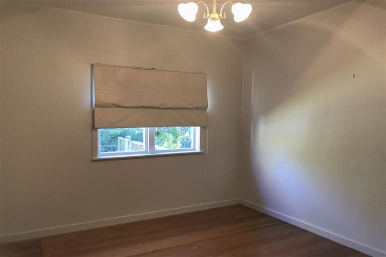 Photo of property in 18 Walmsley Road, Mangere, Auckland, 2022