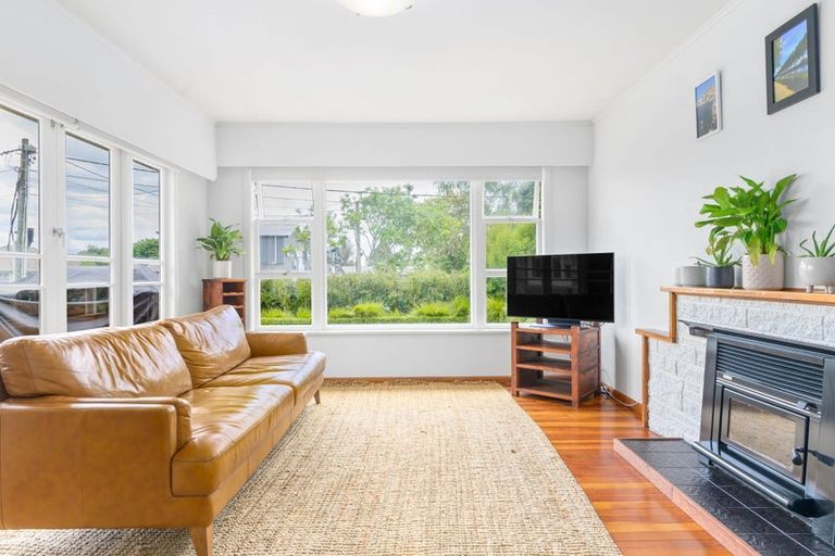 Photo of property in 5 Warwick Avenue, St Andrews, Hamilton, 3200