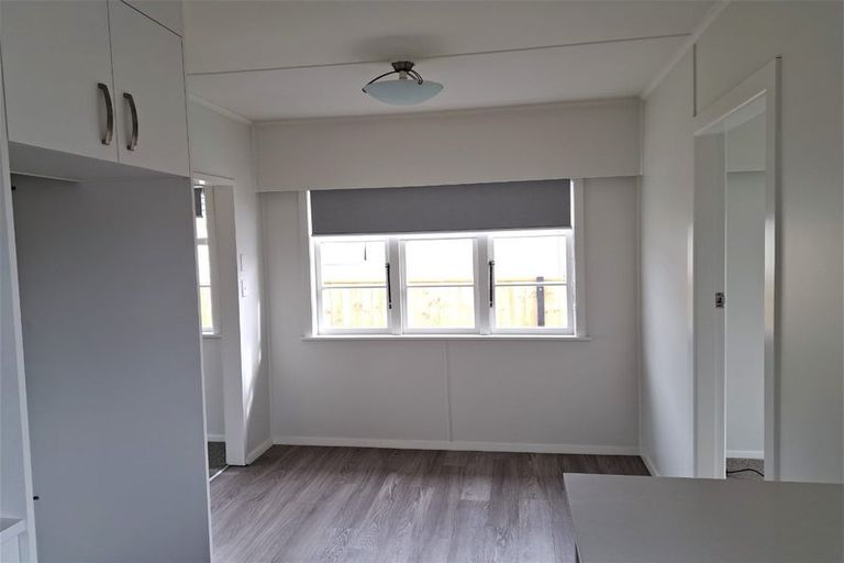 Photo of property in 152 Wainuiomata Road, Wainuiomata, Lower Hutt, 5014