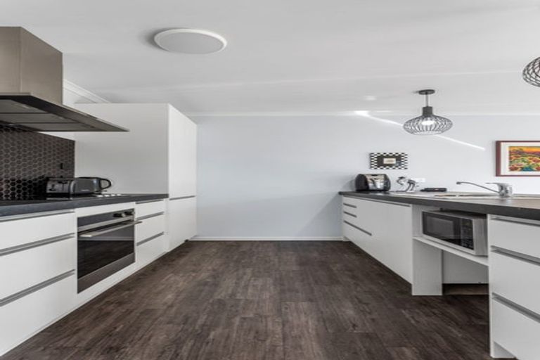 Photo of property in 33 Omega Place, Coastlands, Whakatane, 3120