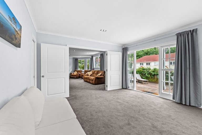 Photo of property in 32 Milton Road, Bluff Hill, Napier, 4110