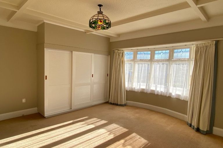 Photo of property in 50 Norton Park Avenue, Fairfield, Lower Hutt, 5011