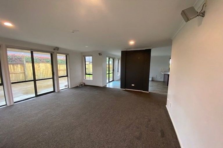 Photo of property in 8 Parkwood Place, Papamoa Beach, Papamoa, 3118
