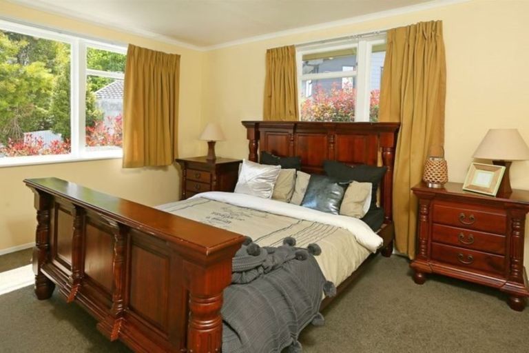 Photo of property in 61 Oreil Avenue, West Harbour, Auckland, 0618