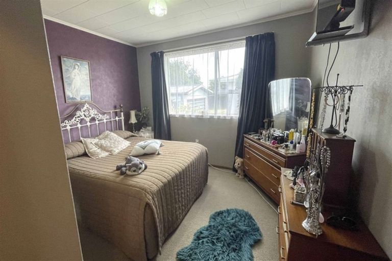 Photo of property in 77 O'byrne Place, Waikiwi, Invercargill, 9810