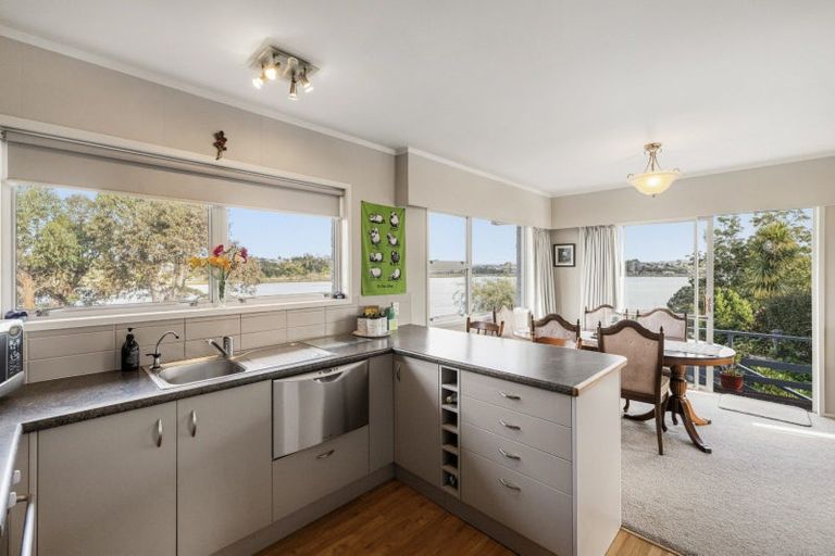 Photo of property in 10 Bay Street, Matua, Tauranga, 3110
