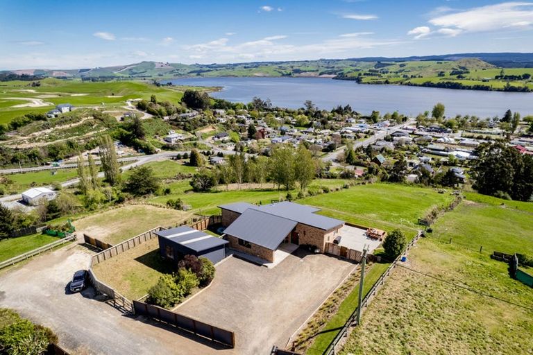 Photo of property in 14 Kingsgate Lane, Waihola, Milton, 9073