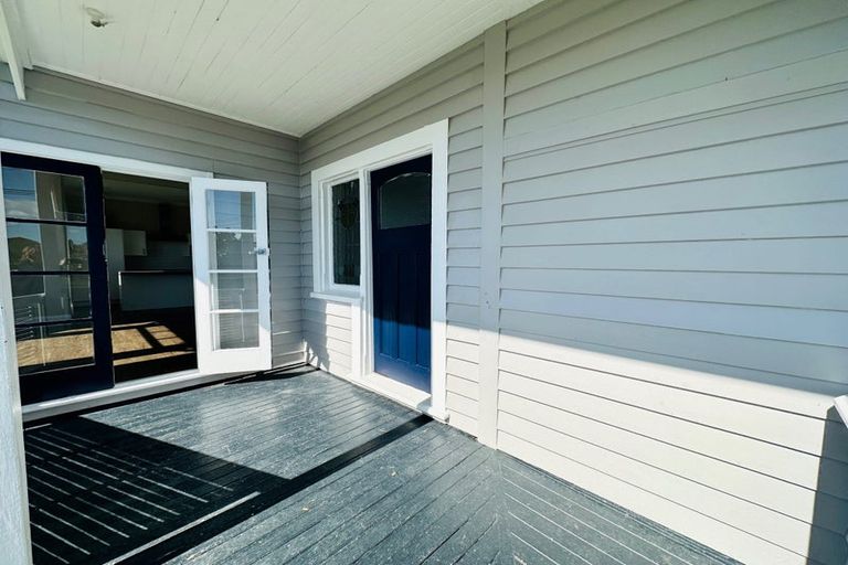 Photo of property in 2 Armstrong Street, Balclutha, 9230