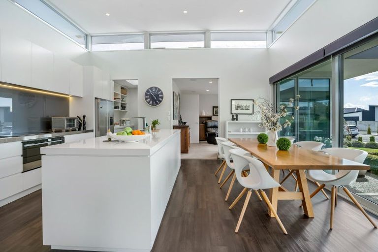 Photo of property in 39 Welsh Road, Winton, 9720