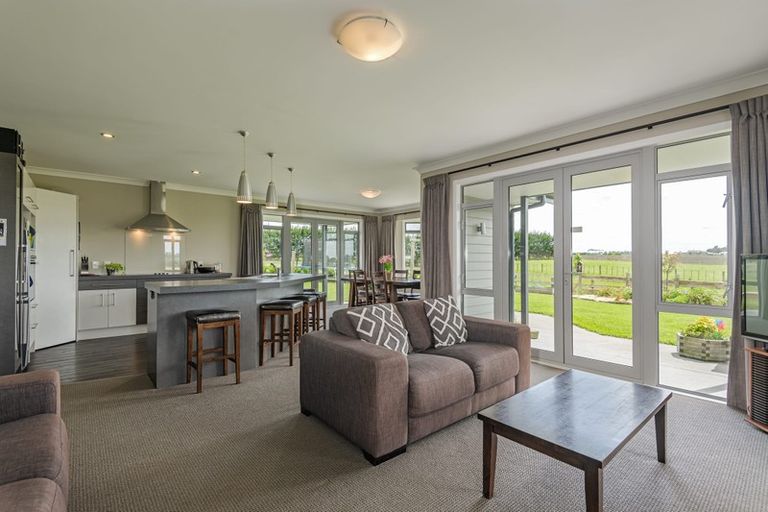 Photo of property in 556 Awahuri Feilding Road, Awahuri, Palmerston North, 4479