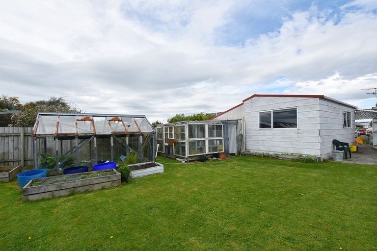 Photo of property in 76 Robertson Street, Richmond, Invercargill, 9810