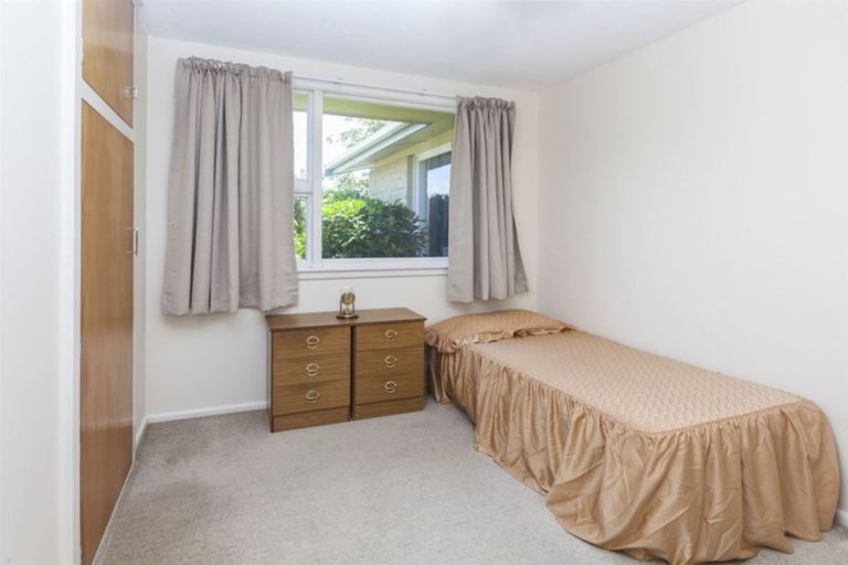 Photo of property in 9 Fraser Place, Rangiora, 7400