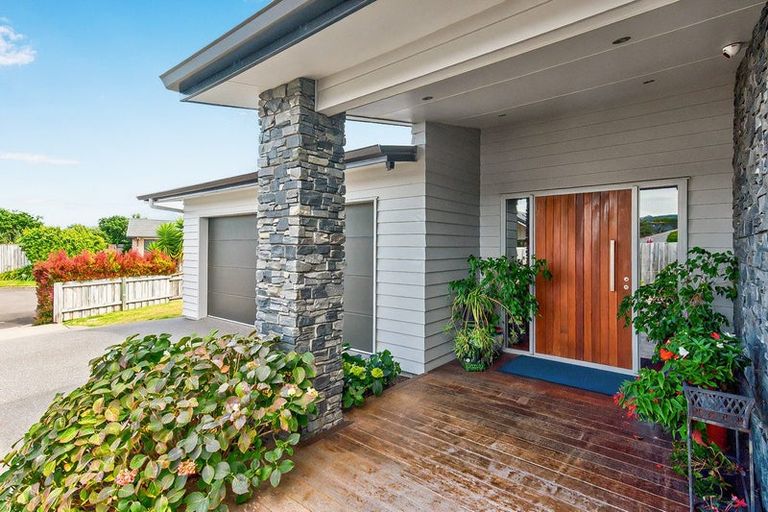 Photo of property in 77 Kotuku Drive, Paraparaumu Beach, Paraparaumu, 5032