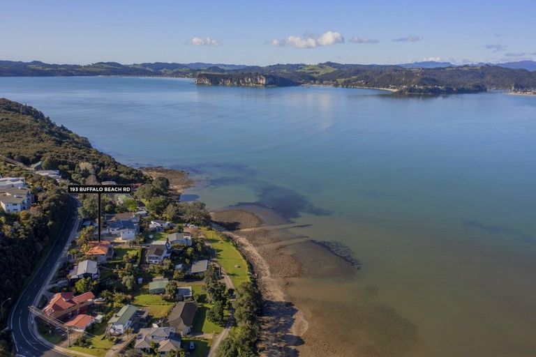 Photo of property in 193 Buffalo Beach Sh25 Road, Whitianga, 3592