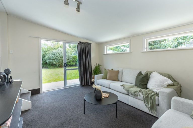 Photo of property in 118 Brandon Street, Featherston, 5710