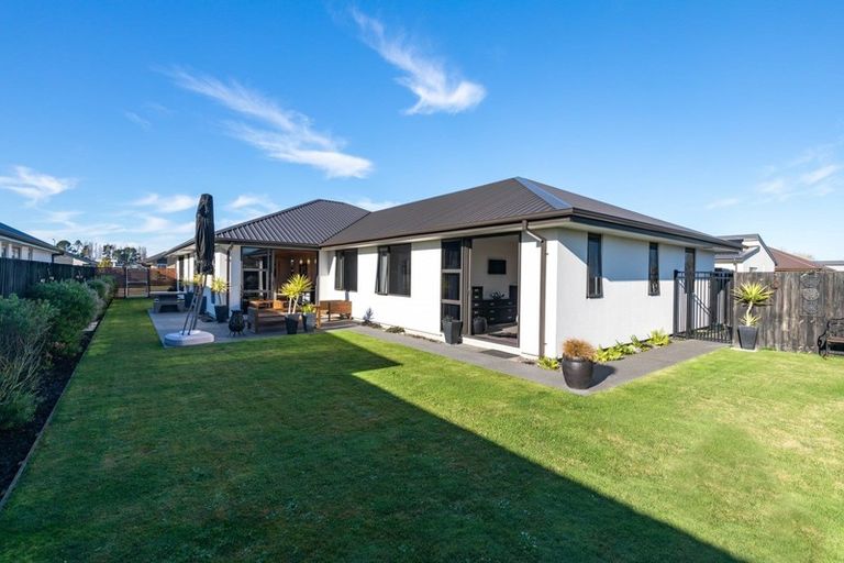 Photo of property in 81 Metehau Street, Marshland, Christchurch, 8083