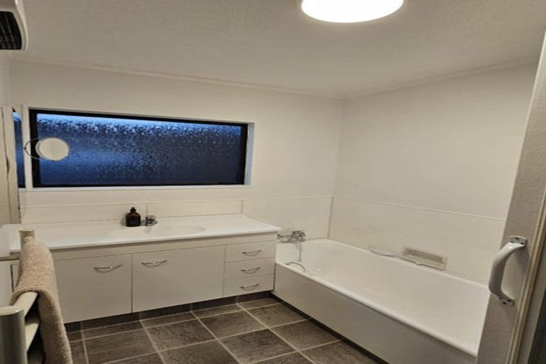 Photo of property in 4 Grant Street, Havelock North, 4130