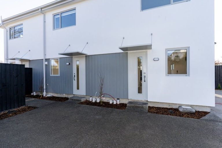 Photo of property in 7/51 Hills Road, Edgeware, Christchurch, 8013