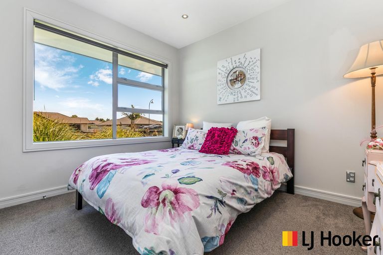 Photo of property in 8 Searle Drive, Patumahoe, Pukekohe, 2679
