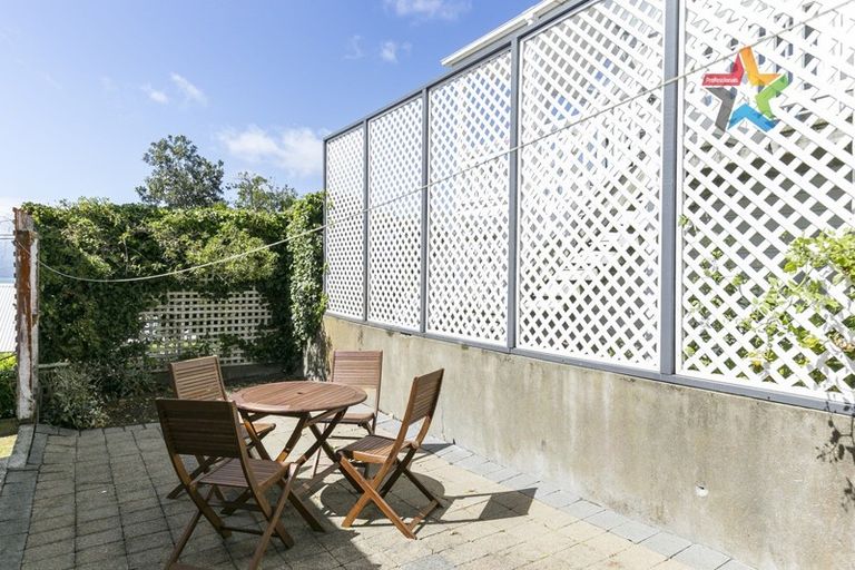 Photo of property in 4 Whitu Street, Khandallah, Wellington, 6035