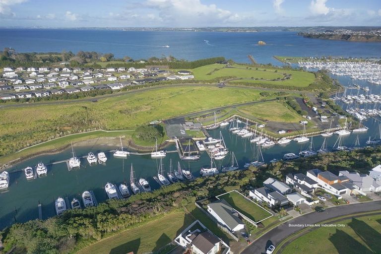 Photo of property in 100 Voyager Drive, Gulf Harbour, Whangaparaoa, 0930